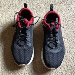 Mens Reebok Running shoes.